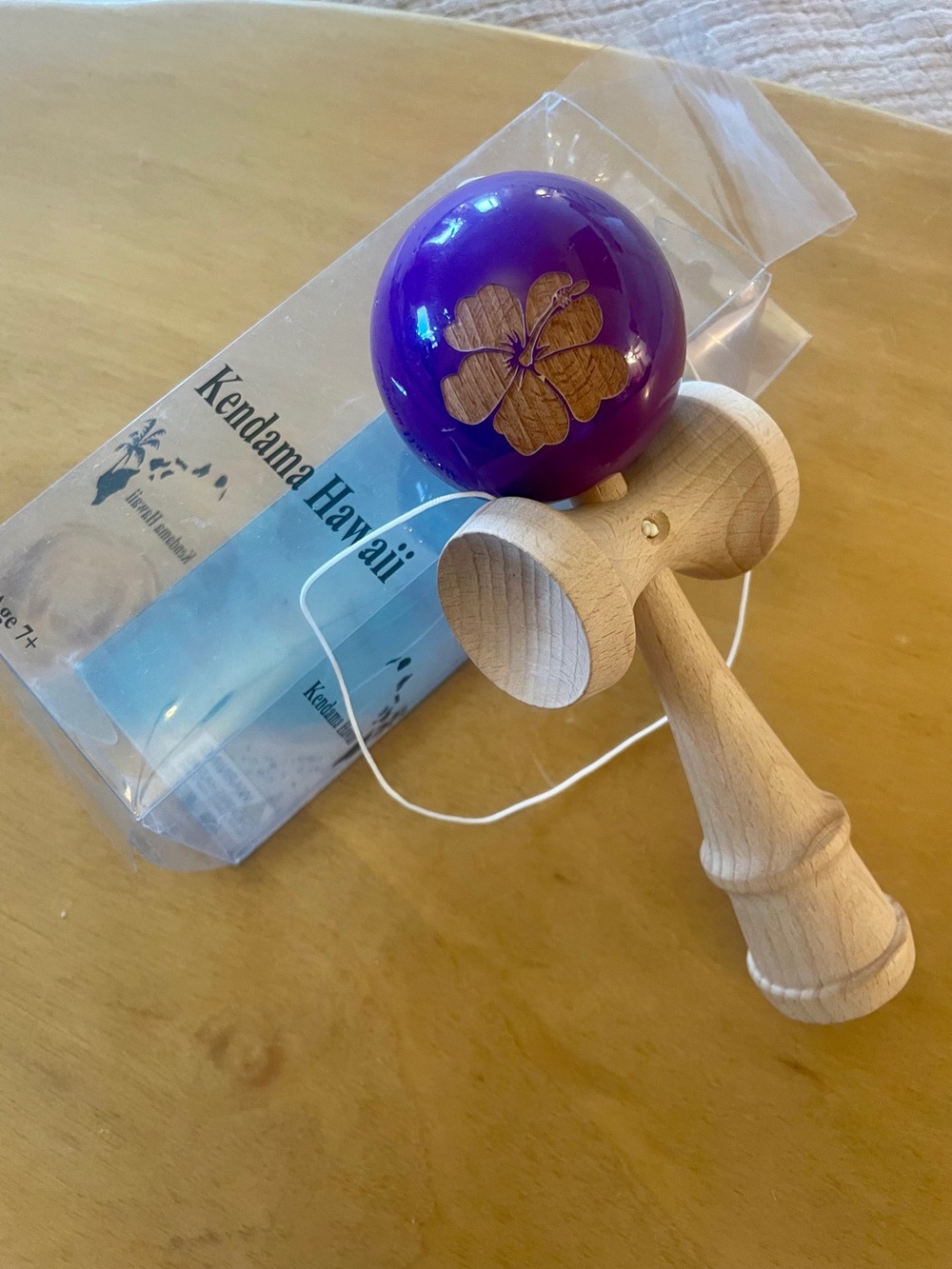 Kendama Hawaii Wood Skill Toy Hibiscus Flower Purple Ball & Light Wood Handle
